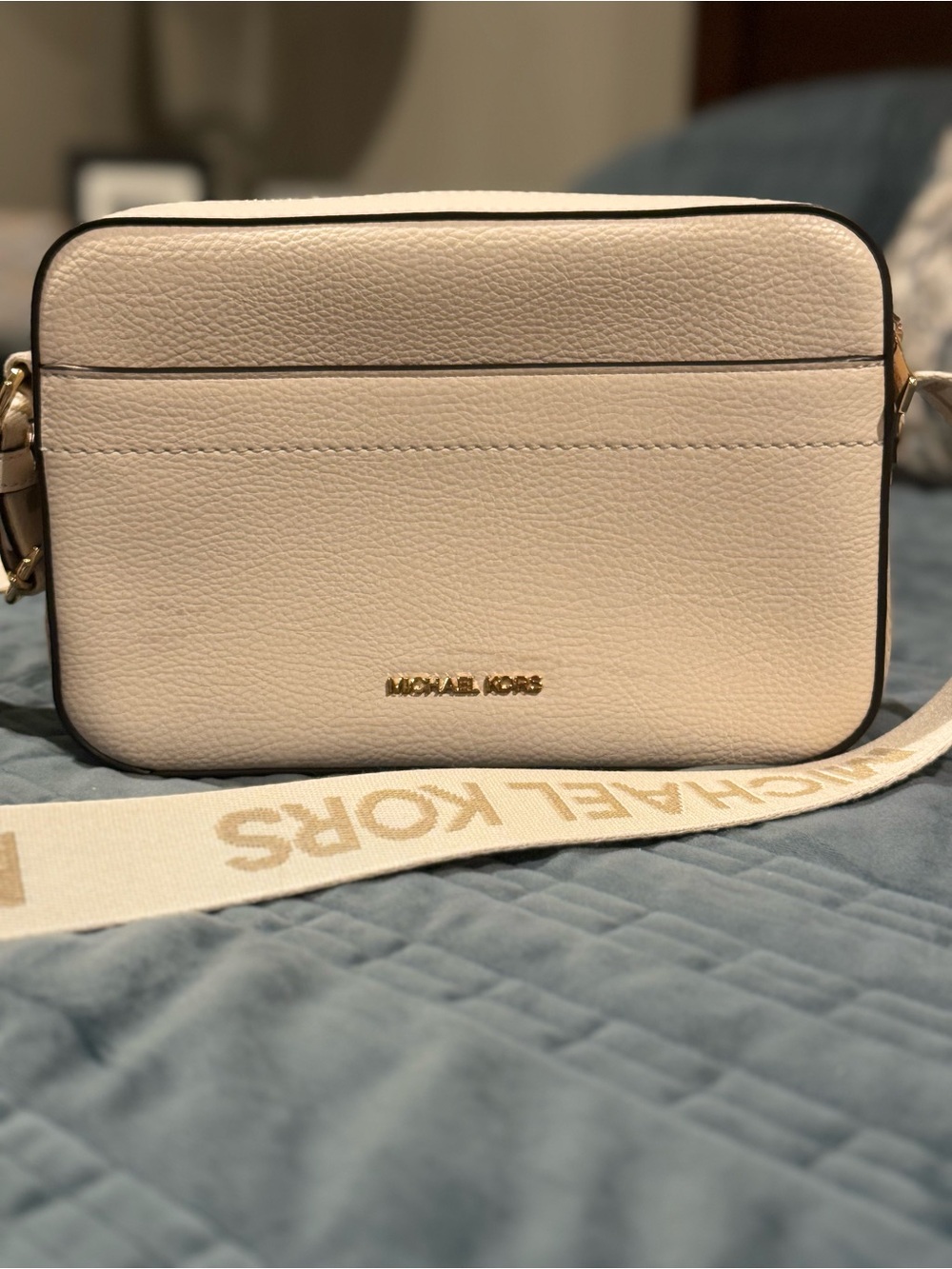 Michael Kors Jet Set Cream Crossbody Camera Bag